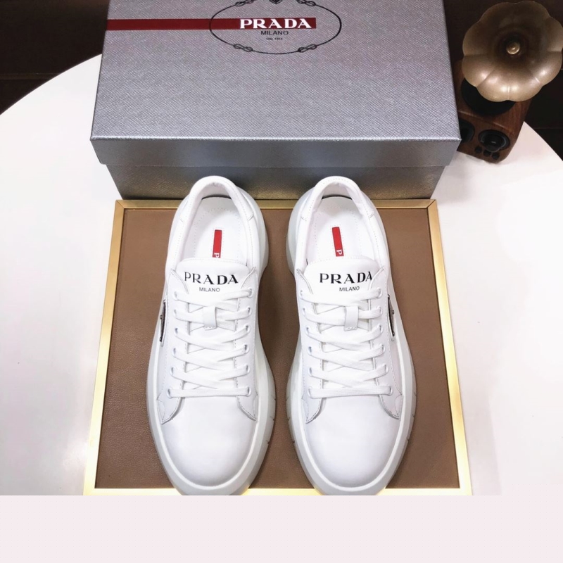 Pra*a casual shoes